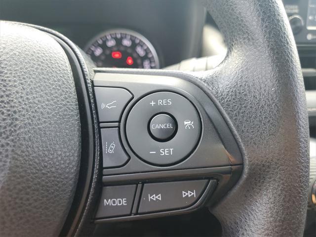 Photo of 2021 Midnight Black Metallic Toyota RAV4