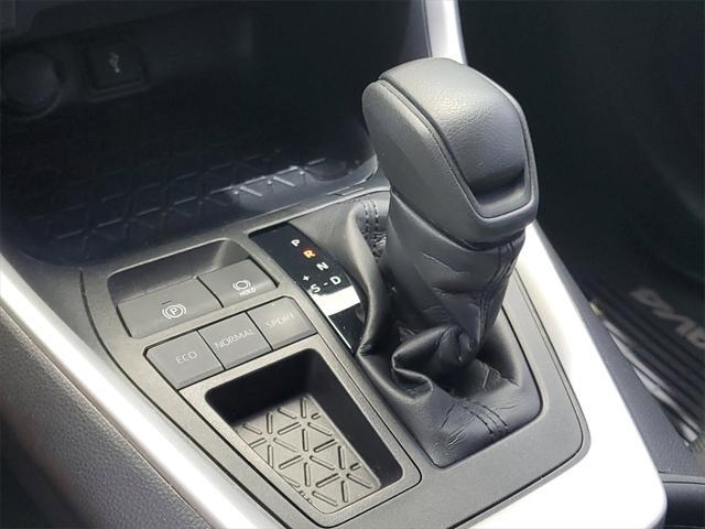 Photo of 2021 Midnight Black Metallic Toyota RAV4