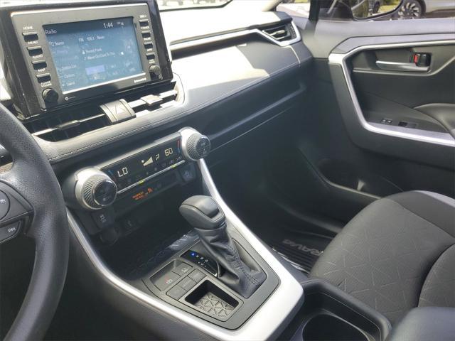 Photo of 2021 Midnight Black Metallic Toyota RAV4