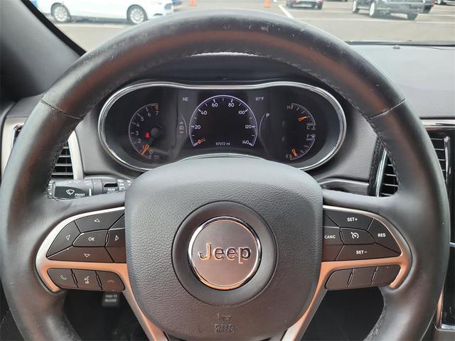 Photo of 2019 Diamond Black Crystal Pearlcoat Jeep Grand Cherokee