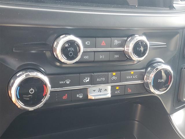 Photo of 2025 Black Metallic Ford F-150