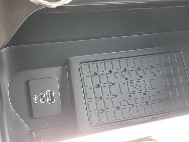 Photo of 2025 Black Metallic Ford F-150