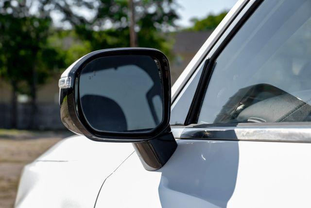 Photo of 2020 White Kia Telluride
