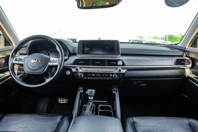 Photo of 2020 White Kia Telluride