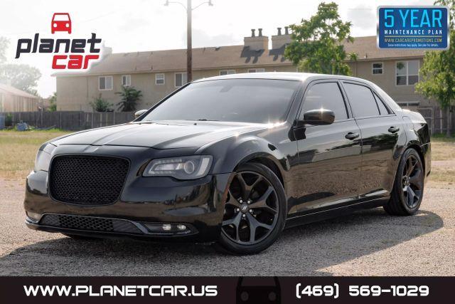 2019 Chrysler 300