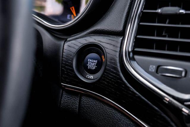Photo of 2020 White Jeep Grand Cherokee