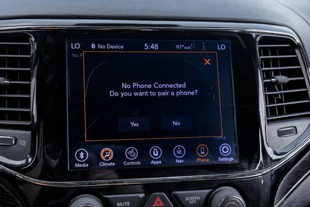 Photo of 2020 White Jeep Grand Cherokee
