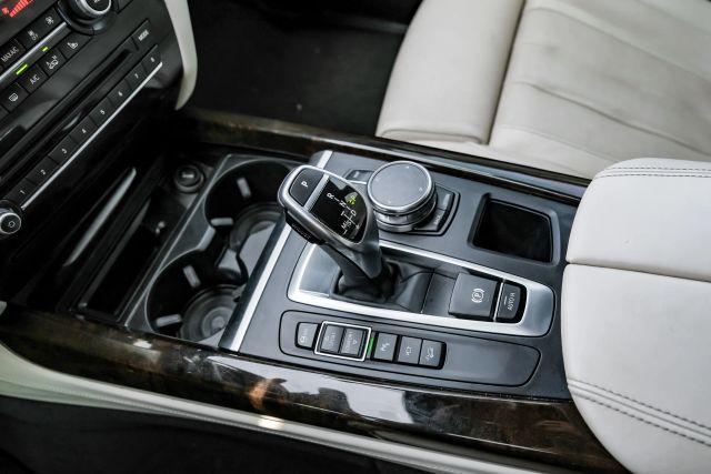 Photo of 2018 White BMW X5