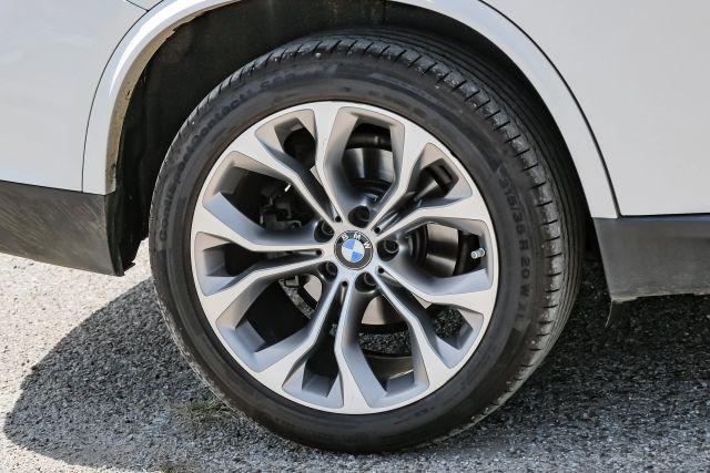 Photo of 2018 White BMW X5