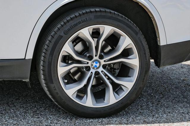 Photo of 2018 White BMW X5