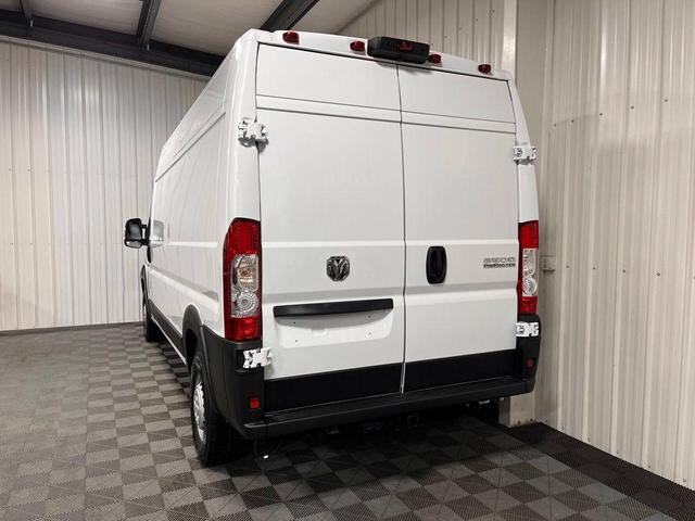 Photo of 2025 Bright White Clearcoat RAM ProMaster 2500