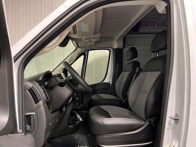 Photo of 2025 Bright White Clearcoat RAM ProMaster 2500