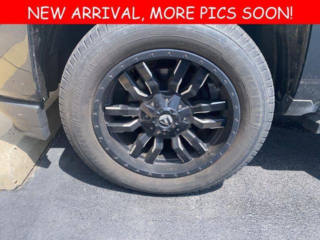 Photo of 2018 Graphite Metallic Chevrolet Silverado 1500