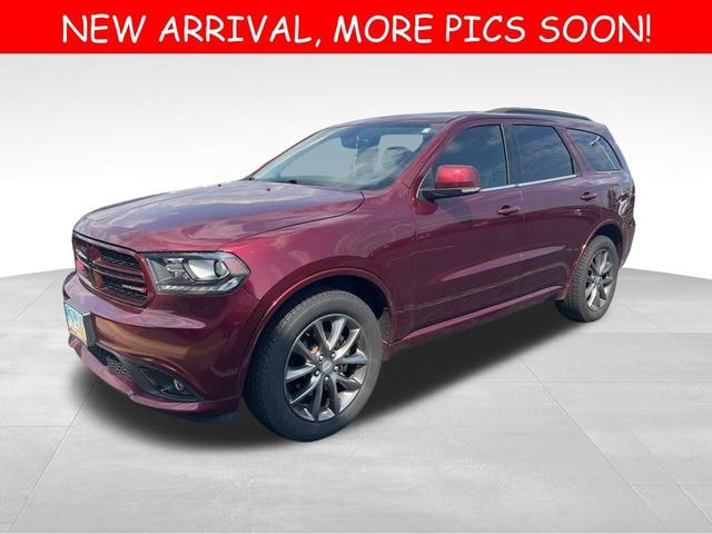 Photo of 2017 Octane Red Pearlcoat Dodge Durango