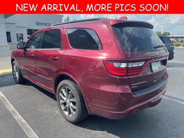 Photo of 2017 Octane Red Pearlcoat Dodge Durango