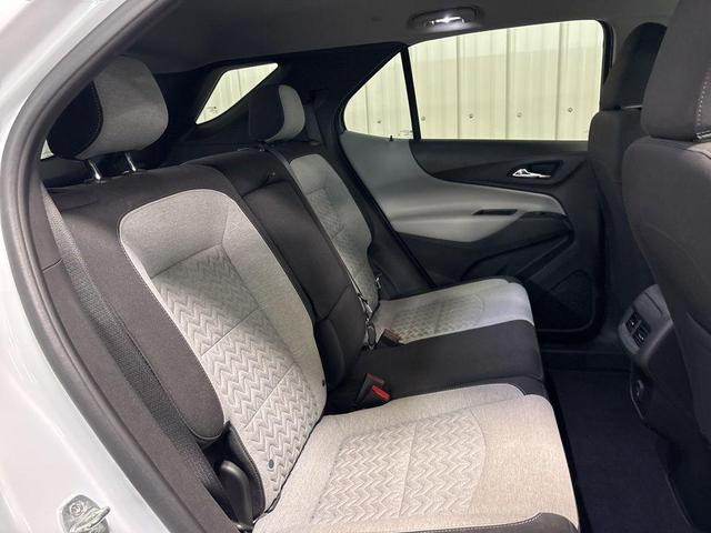 Photo of 2023 Summit White Chevrolet Equinox