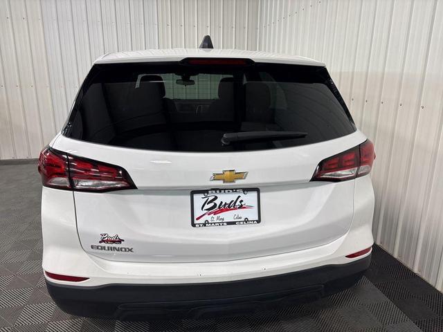 Photo of 2023 Summit White Chevrolet Equinox
