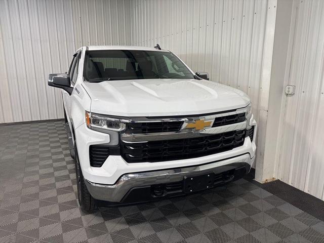 Photo of 2022 Summit White Chevrolet Silverado 1500