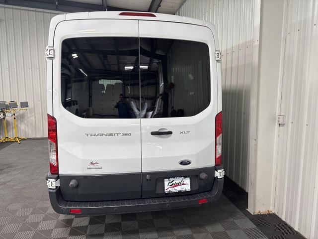 Photo of 2016 Oxford White Ford Transit-350
