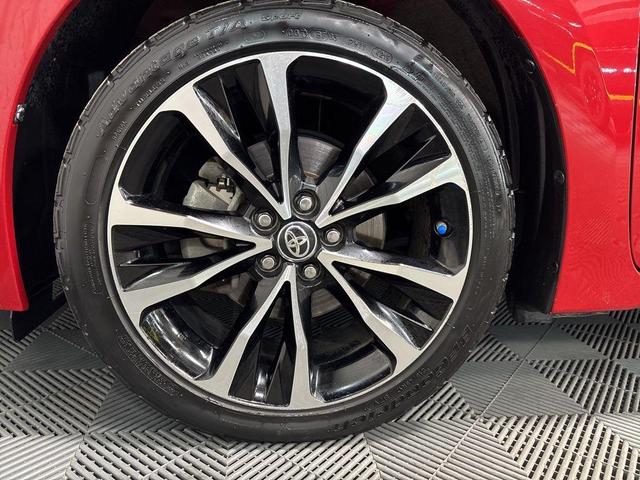 Photo of 2017 Barcelona Red Metallic Toyota Corolla