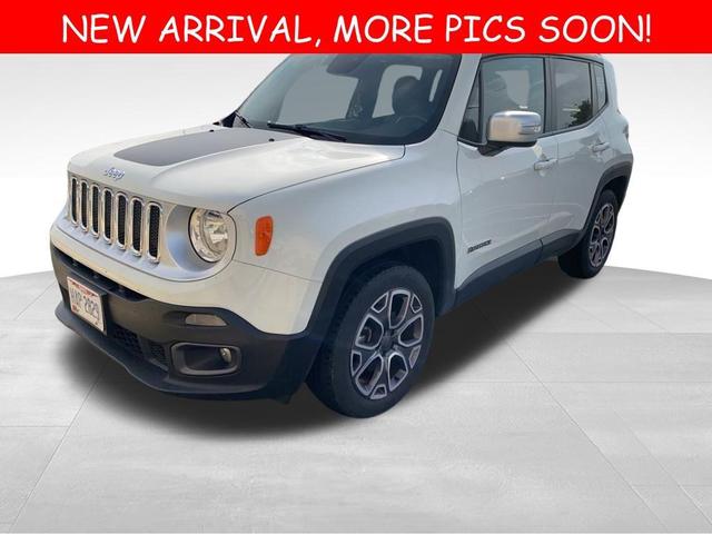 Photo of 2015 Alpine White Jeep Renegade
