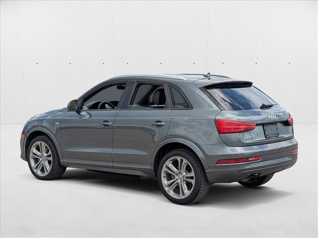 Photo of 2018 Manhattan Gray Met Audi Q3