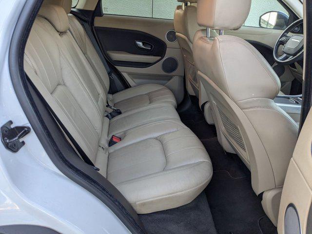 Photo of 2017 Fuji White Land Rover Range Rover Evoque