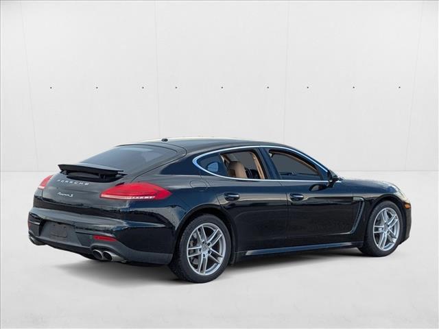 Photo of 2016 Jet Black Metallic Porsche Panamera