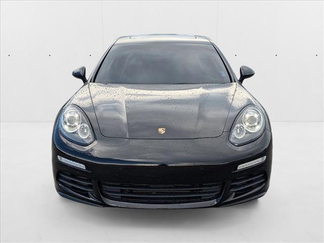 Photo of 2016 Jet Black Metallic Porsche Panamera