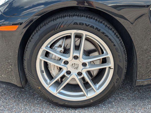 Photo of 2016 Jet Black Metallic Porsche Panamera