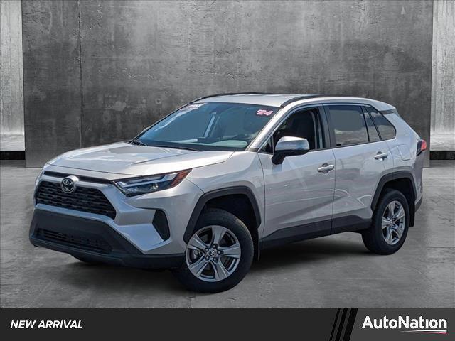 Photo of 2024 Silver/Gray Toyota RAV4