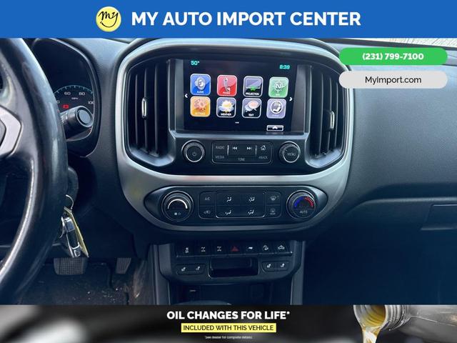 Photo of 2018 Deepwood Green Metallic Chevrolet Colorado