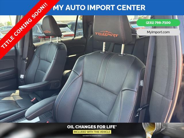 Photo of 2022 Crystal Black Pearl Honda Passport
