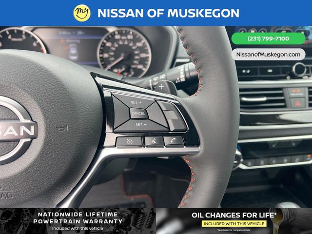 Photo of 2025 Super Black Clearcoat Nissan Altima