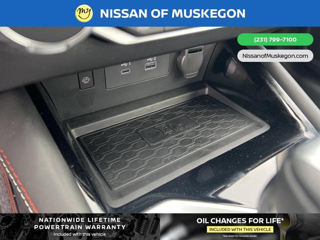 Photo of 2025 Super Black Clearcoat Nissan Altima