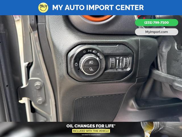 Photo of 2021 Sting-Gray Clearcoat Jeep Gladiator