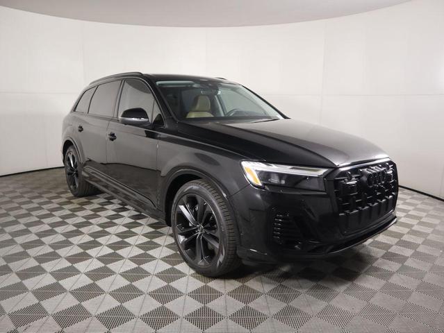 Photo of 2025 Mythos Black Metallic Audi Q7