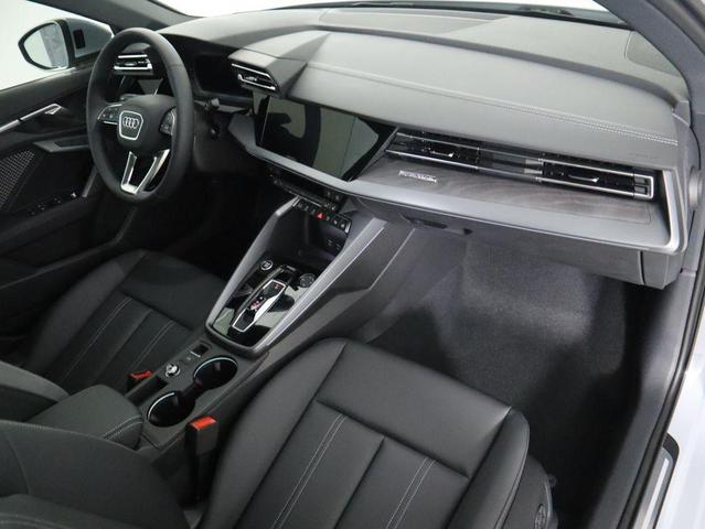 Photo of 2025 Gray Pearl Audi A3