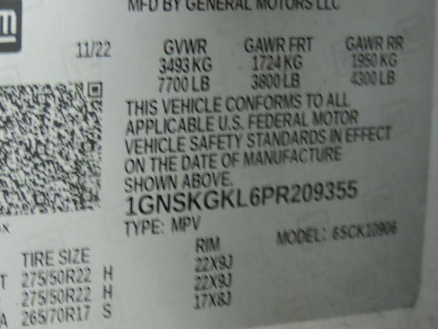 Photo of 2023 Iridescent Pearl Tricoat Chevrolet Suburban