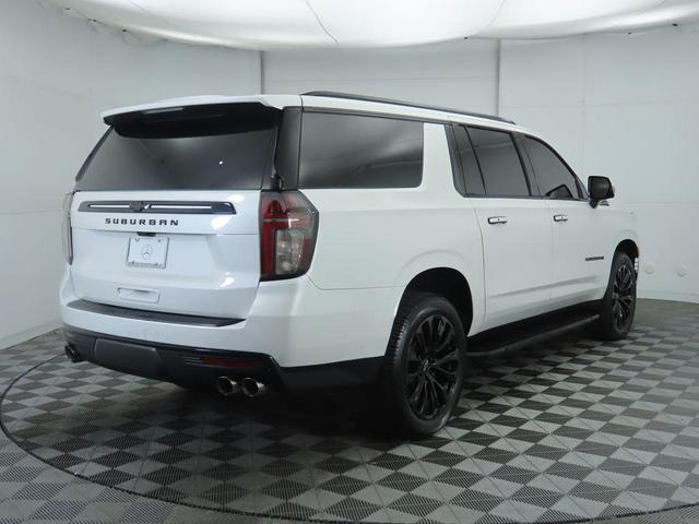 Photo of 2023 Iridescent Pearl Tricoat Chevrolet Suburban