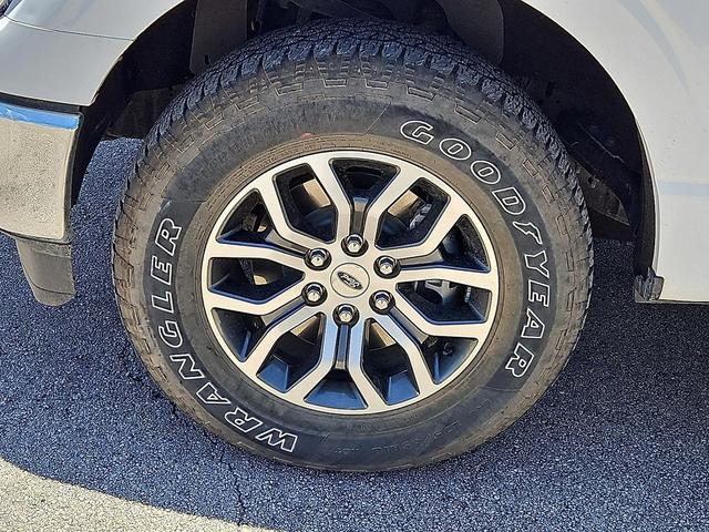 Photo of 2021 Oxford White Ford F-150