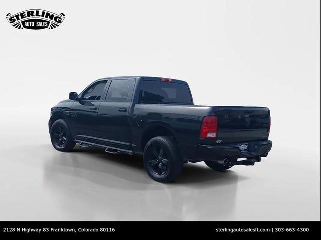 Photo of 2017 Brilliant Black Crystal Pearlcoat RAM 1500