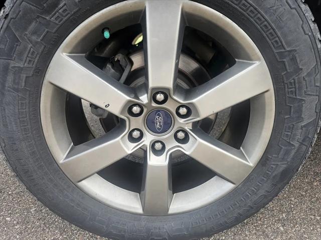Photo of 2016 Shadow Black Ford F-150