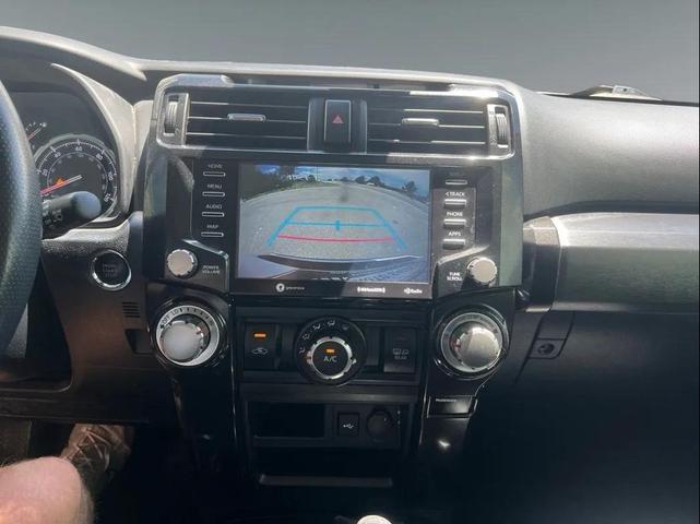 Photo of 2021 Super White Toyota 4Runner