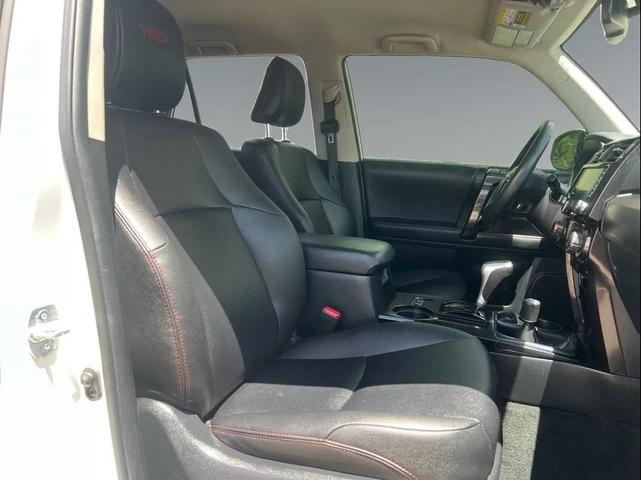 Photo of 2021 Super White Toyota 4Runner