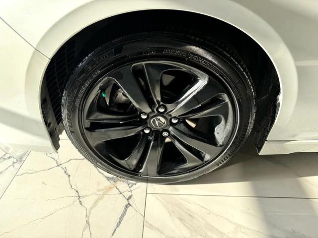Photo of 2023 Pearl White Acura TLX