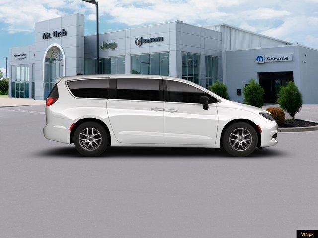 Photo of 2026 Bright White Clearcoat Chrysler Voyager
