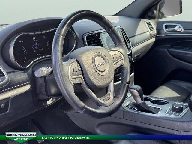 Photo of 2020 Diamond Black Jeep Grand Cherokee