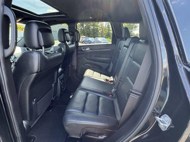 Photo of 2020 Diamond Black Jeep Grand Cherokee