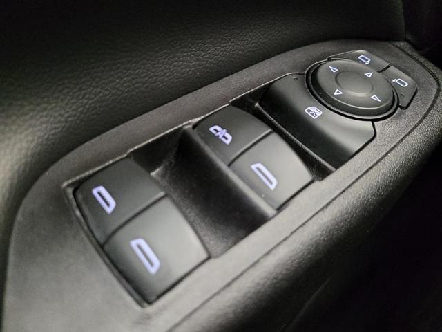 Photo of 2020 Summit White Chevrolet Equinox